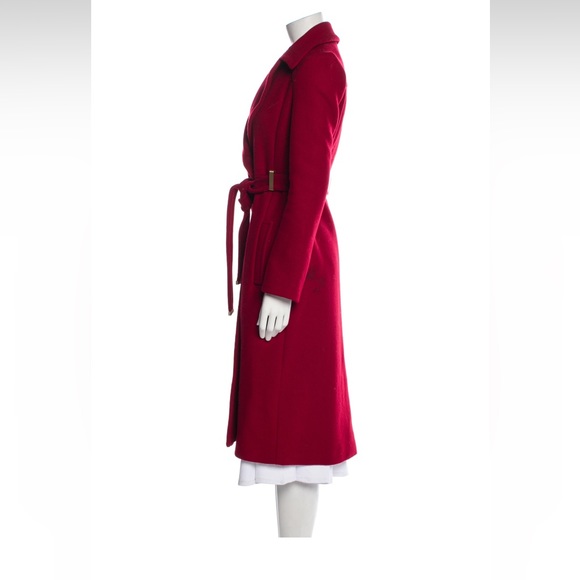 DVF winter coat. Barely worn. - Picture 3 of 3